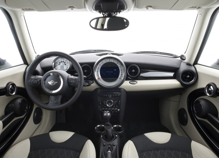 Specificații tehnice pentru Mini Clubvan - picture 6