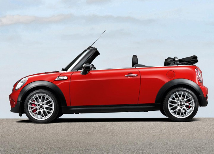 Technical specifications and characteristics for【Mini Cooper Cabrio II】 - picture 4