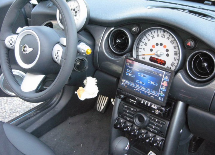 Технически характеристики за Mini Cooper S Cabrio II - picture 3