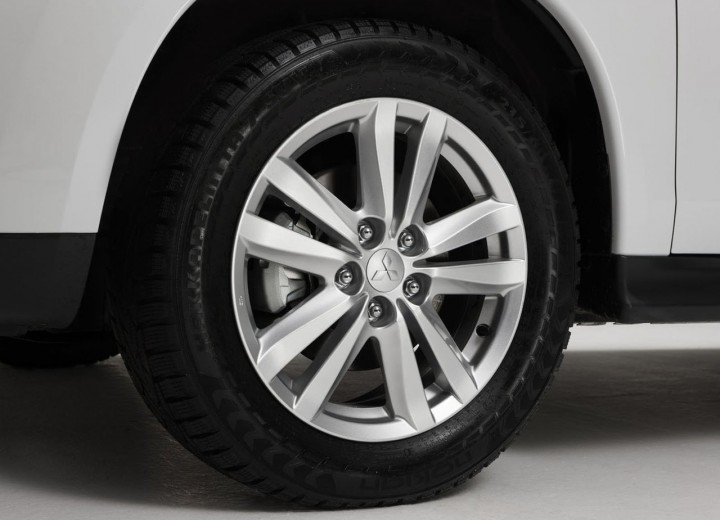 Technical specifications and characteristics for【Mitsubishi ASX Restyling】 - picture 16