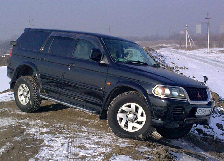 Especificaciones técnicas de Mitsubishi Challenger (W) - picture 1