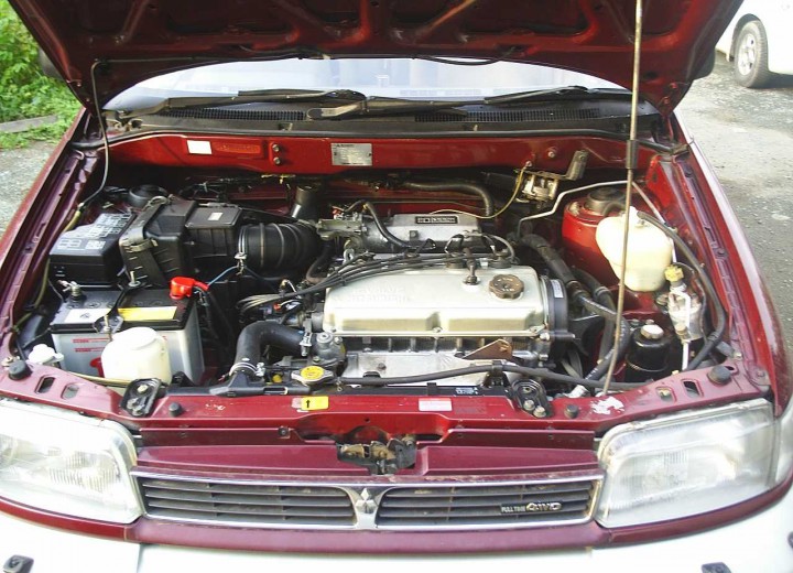 Technical specifications and characteristics for【Mitsubishi Chariot (E-N33W)】 - picture 4