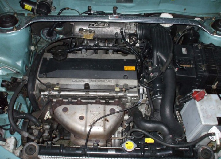 Especificaciones técnicas de Mitsubishi Colt V (CJO) - picture 7