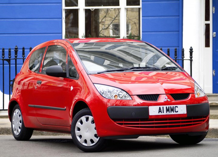Technical specifications and characteristics for【Mitsubishi Colt VI (Z30)】 - picture 3