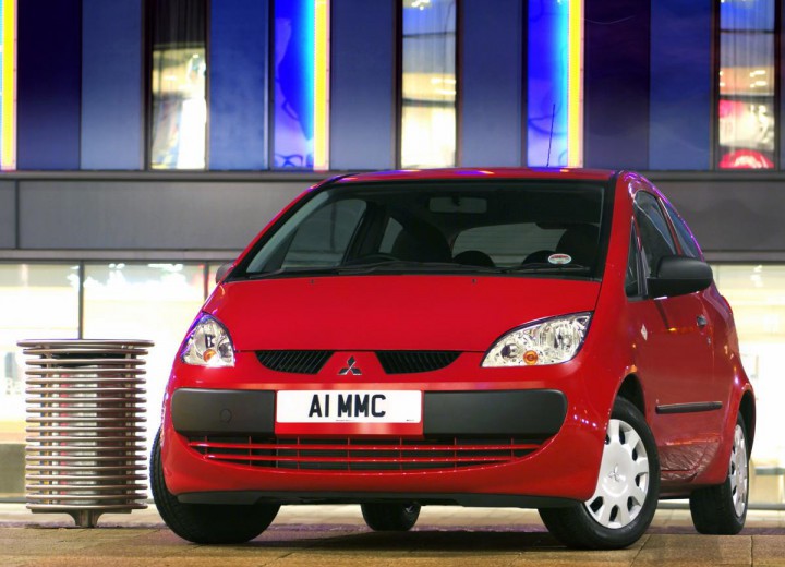 Technical specifications and characteristics for【Mitsubishi Colt VI (Z30)】 - picture 4