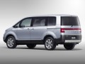 Technical specifications and characteristics for【Mitsubishi Delica (D5)】 - picture 3