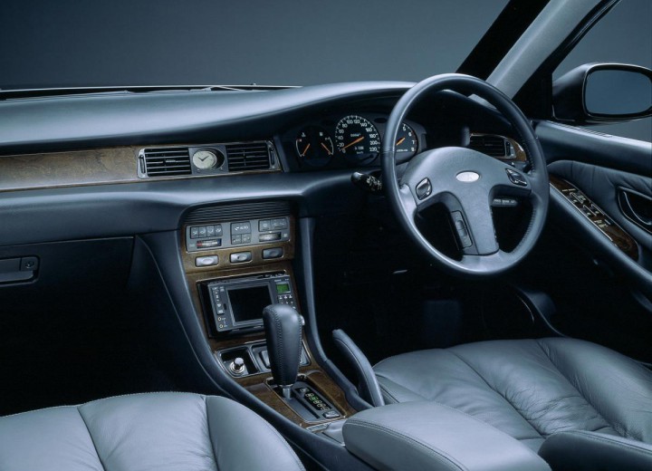 Technical specifications and characteristics for【Mitsubishi Diamante I】 - picture 3