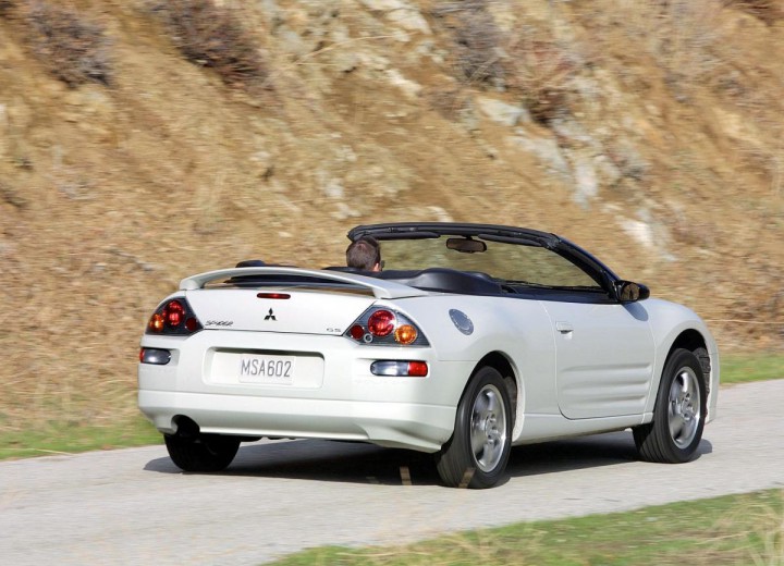 Technical specifications and characteristics for【Mitsubishi Eclipse Spyder III (D30)】 - picture 2