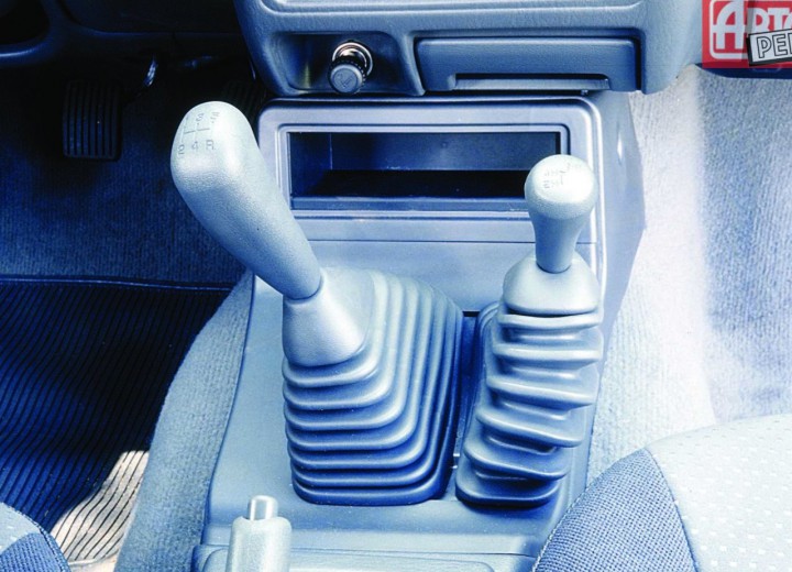 Especificaciones técnicas de Mitsubishi L 200 III - picture 10