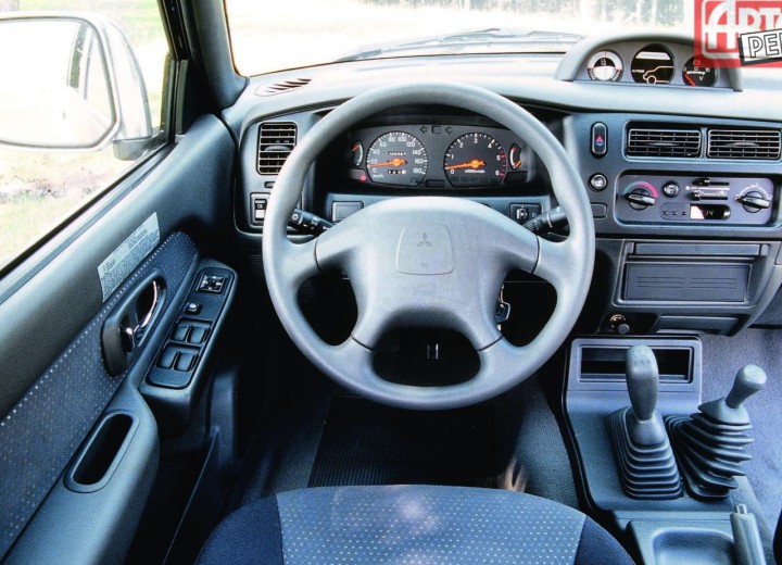 Especificaciones técnicas de Mitsubishi L 200 III - picture 7