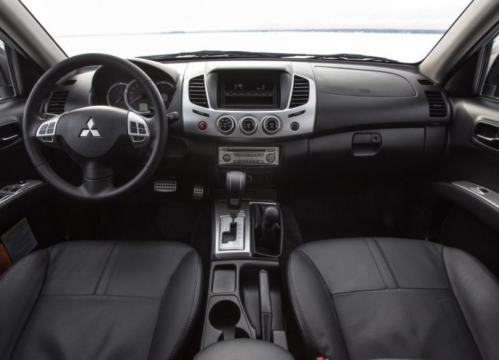 Especificaciones técnicas de Mitsubishi L 200 IV Restyling - picture 6