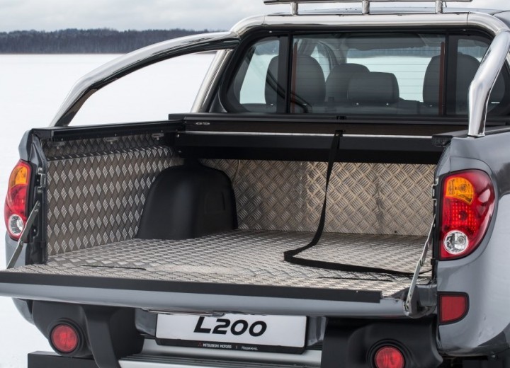 Especificaciones técnicas de Mitsubishi L 200 IV Restyling - picture 14