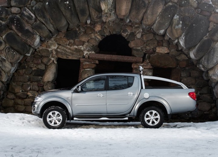 Especificaciones técnicas de Mitsubishi L 200 IV Restyling - picture 3