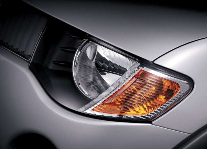 Especificaciones técnicas de Mitsubishi L 200 IV - picture 11