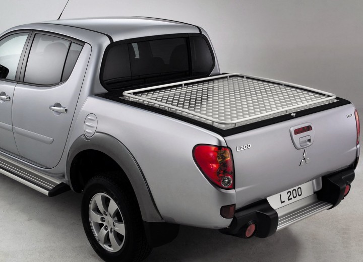 Especificaciones técnicas de Mitsubishi L 200 IV - picture 4