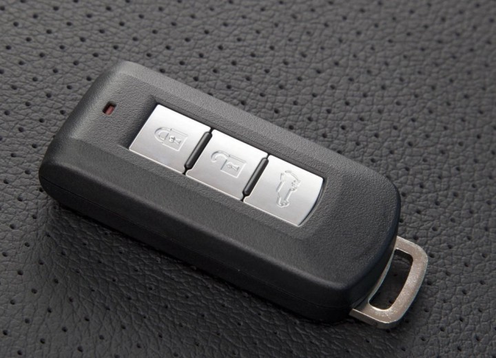 Especificaciones técnicas de Mitsubishi Outlander III Restyling 2 - picture 12
