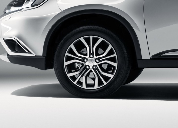 Especificaciones técnicas de Mitsubishi Outlander III Restyling 2 - picture 15