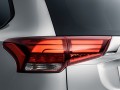 Especificaciones técnicas de Mitsubishi Outlander III Restyling 2 - picture 16