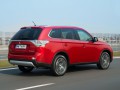 Especificaciones técnicas de Mitsubishi Outlander III Restyling - picture 4