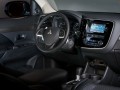 Especificaciones técnicas de Mitsubishi Outlander III Restyling - picture 6
