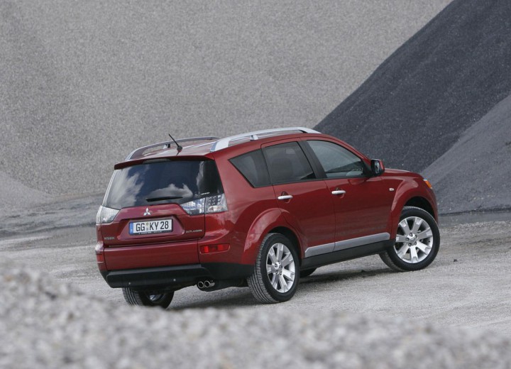 Especificaciones técnicas de Mitsubishi Outlander II(XL) - picture 3