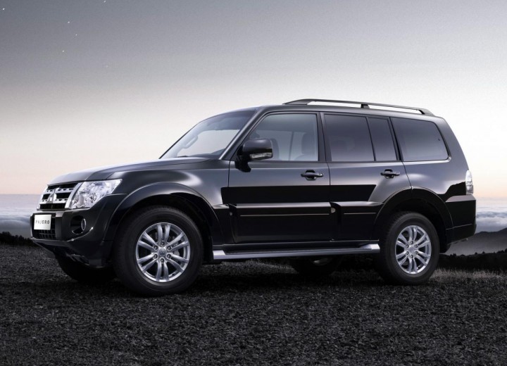 Caractéristiques techniques de Mitsubishi Pajero IV - picture 3