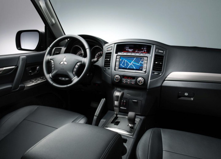 Caractéristiques techniques de Mitsubishi Pajero IV - picture 6