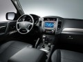 Caractéristiques techniques de Mitsubishi Pajero IV - picture 6