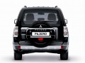 Caractéristiques techniques de Mitsubishi Pajero IV - picture 10