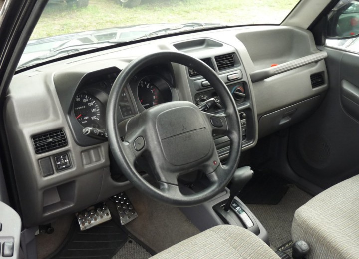 Technical specifications and characteristics for【Mitsubishi Pajero JR】 - picture 6