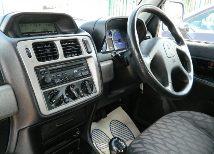 Technische Daten und Spezifikationen für Mitsubishi Pajero Pinin (H60) - picture 6