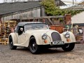Fiche technique de la voiture et économie de carburant de Morgan Plus Four
