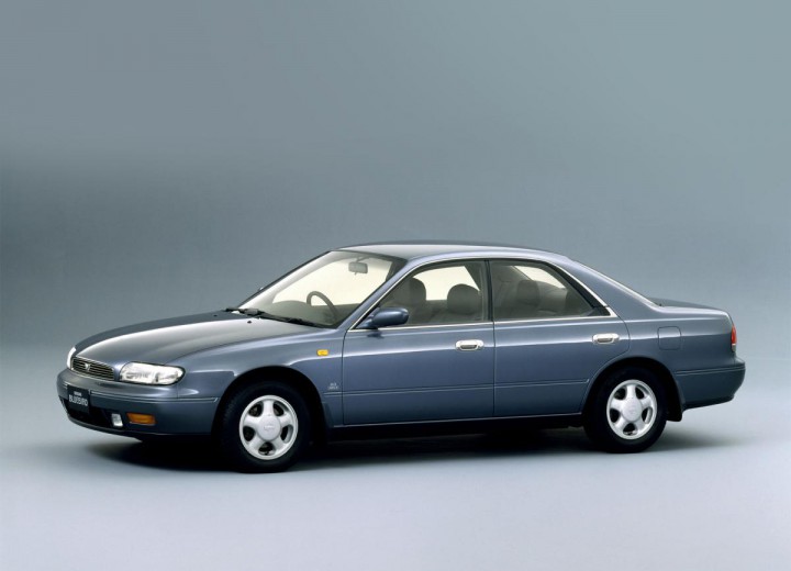 Technical specifications and characteristics for【Nissan Bluebird (U13)】 - picture 1