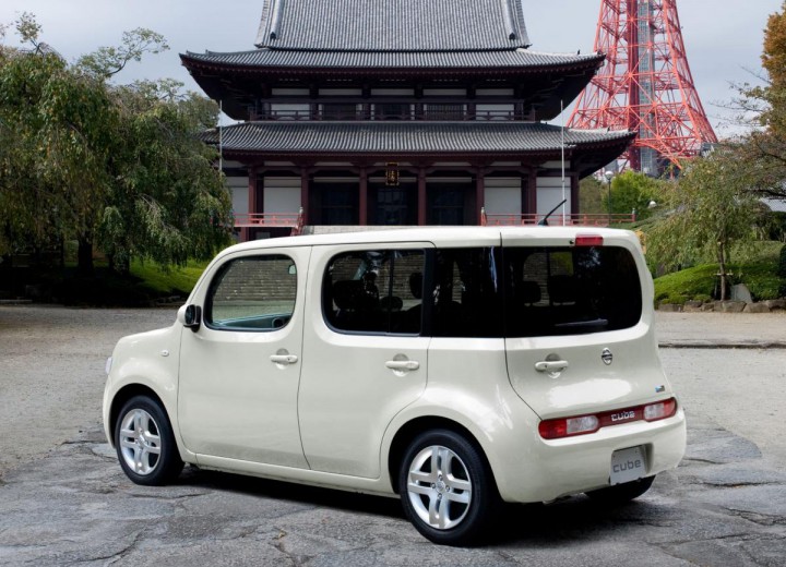 Especificaciones técnicas de Nissan Cube III - picture 5