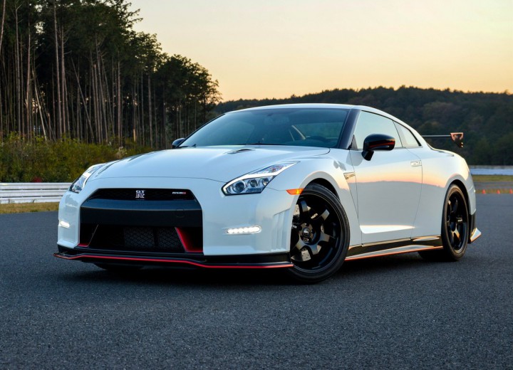 Technical specifications and characteristics for【Nissan GT-R I Restyling】 - picture 1