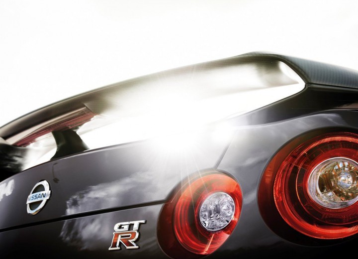 Technical specifications and characteristics for【Nissan GT-R I Restyling】 - picture 22