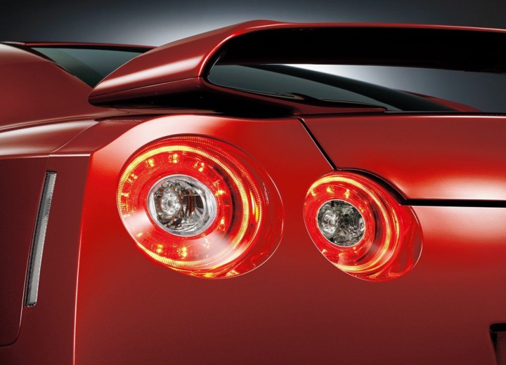 Technical specifications and characteristics for【Nissan GT-R I Restyling】 - picture 19