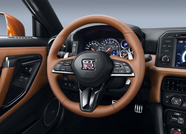Technical specifications and characteristics for【Nissan GT-R Restyling III】 - picture 10