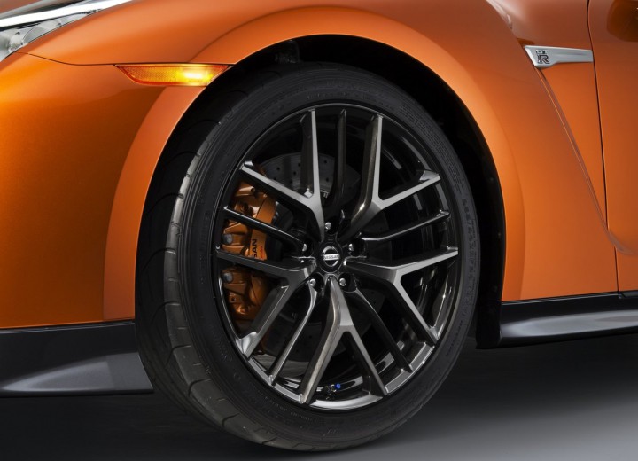 Technical specifications and characteristics for【Nissan GT-R Restyling III】 - picture 7