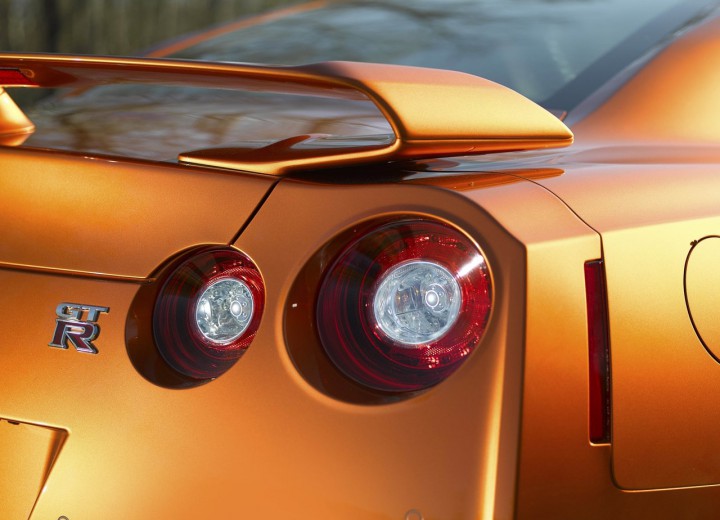 Technical specifications and characteristics for【Nissan GT-R Restyling III】 - picture 6