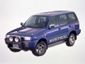 Technical specifications of the car and fuel economy of Nissan Mistral