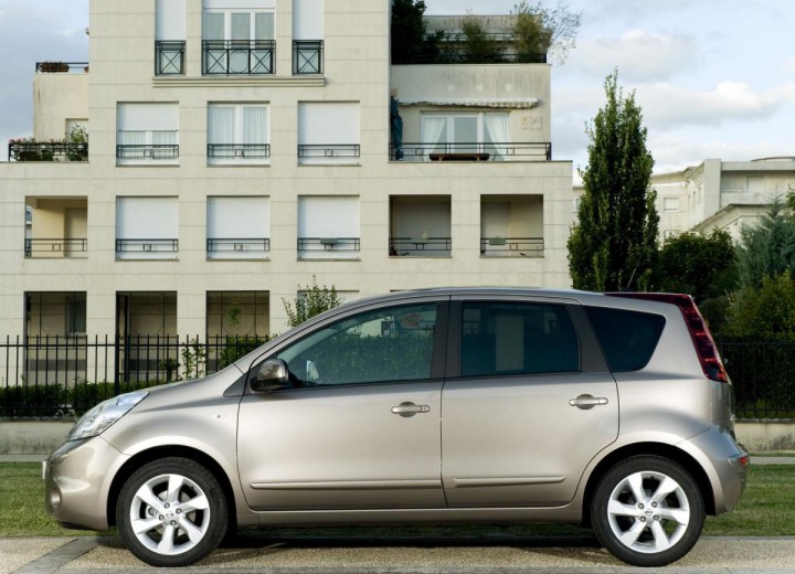 Caractéristiques techniques de Nissan Note (2010) - picture 2