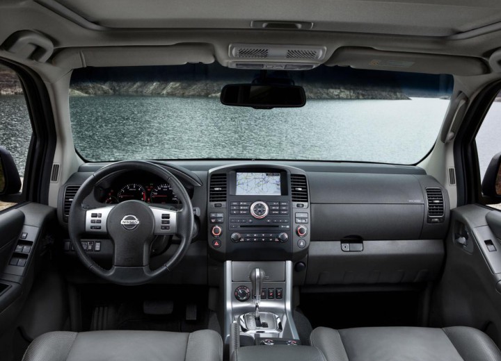 Технически характеристики за Nissan Pathfinder III - picture 4