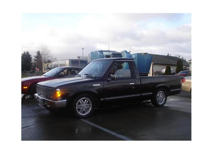 Технические характеристики о Nissan Pick UP (720) - picture 1