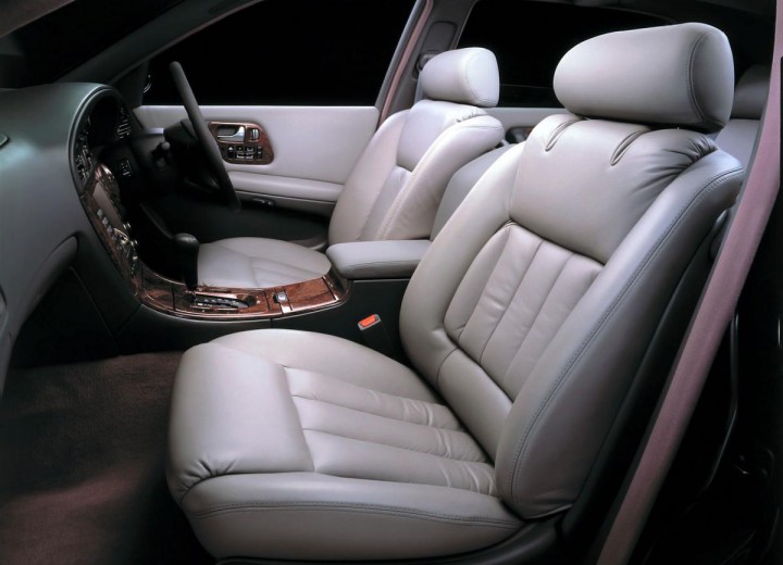 Τεχνικά χαρακτηριστικά για Nissan President (JG50) - picture 4