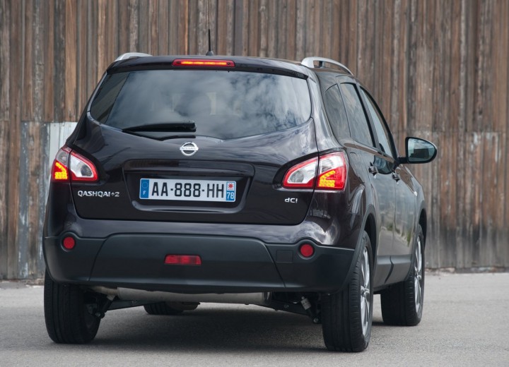 Технически характеристики за Nissan Qashqai+2 (2010 facelift) - picture 13