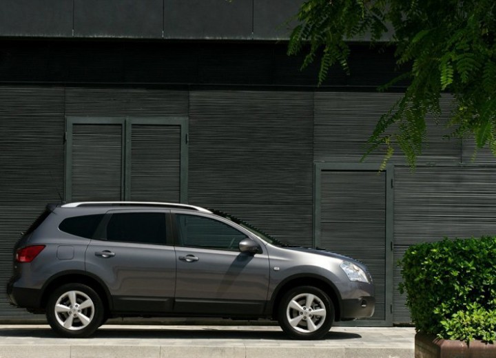 Технически характеристики за Nissan Qashqai+2 - picture 3