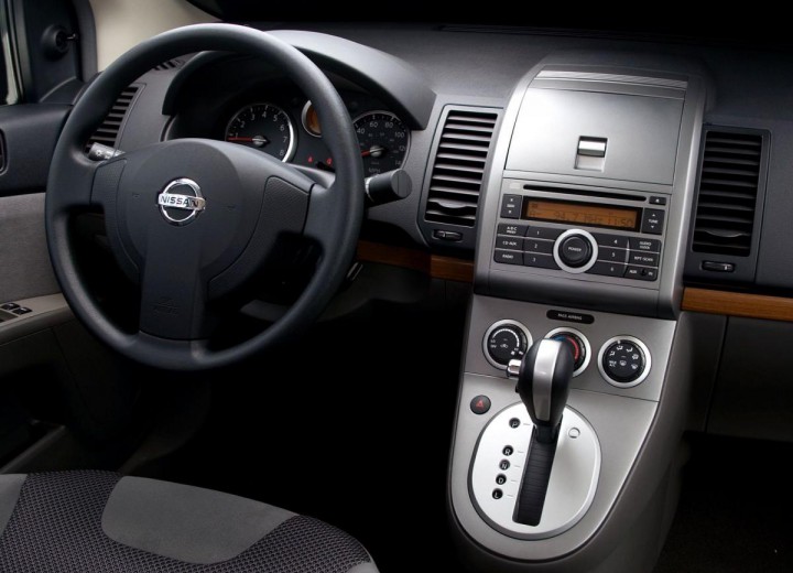 Especificaciones técnicas de Nissan Sentra (VI) - picture 5