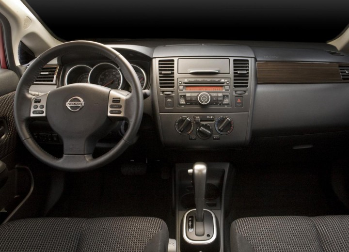 Τεχνικά χαρακτηριστικά για Nissan Versa Sedan - picture 5