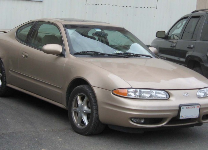 Technical specifications and characteristics for【Oldsmobile Alero Coupe】 - picture 3